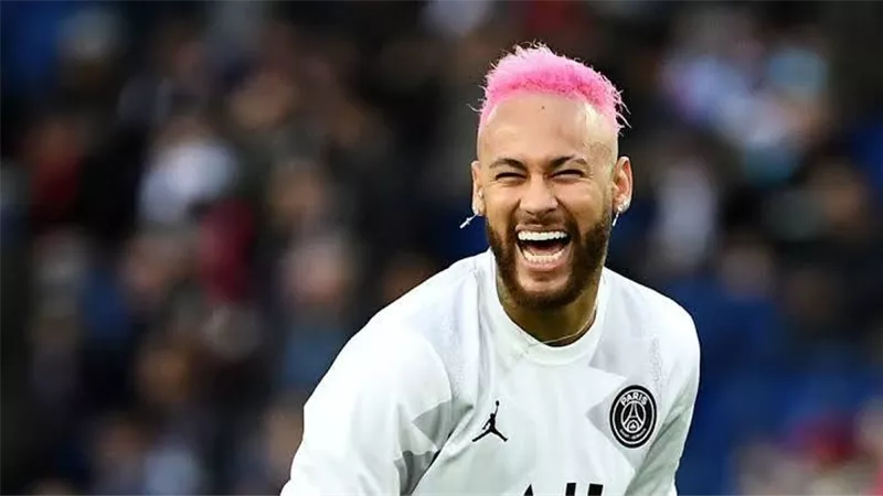أحدثهم نيمار.. 10 نجوم في الدوري السعودي 