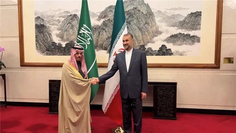 في هذا التوقيت.. سر زيارة وزير الخارجية الإيراني للمملكة العربية السعودية