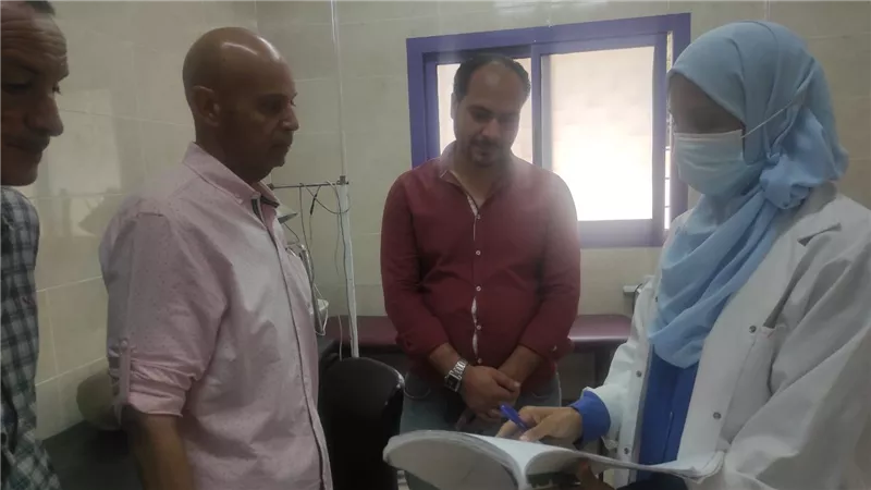 وكيل وزارة الصحة بالشرقية يتفقد الخدمات الطبية بالمركز الطبي بالحسينية 