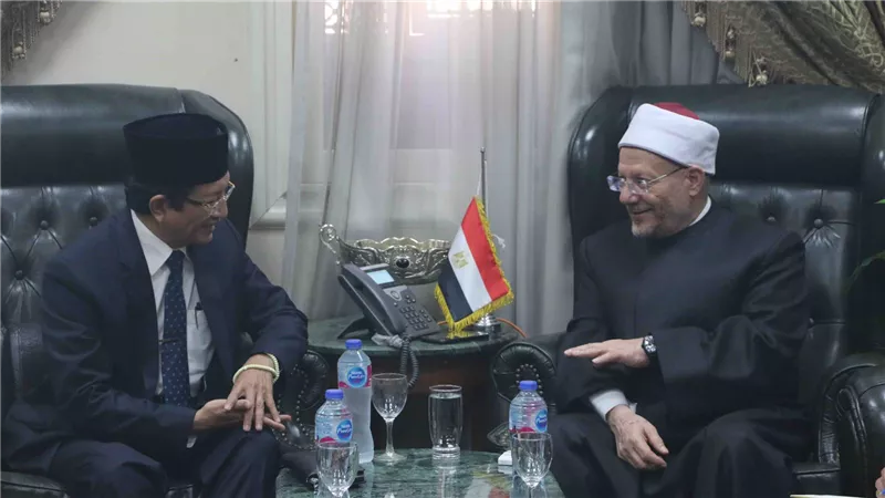 مفتي الجمهورية يستقبل وفدًا إندونيسيًّا لبحث تعزيز التعاون الإفتائي