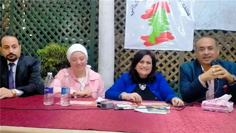  تحت عنوان الكتاب حوار العقل والوجدان.. 