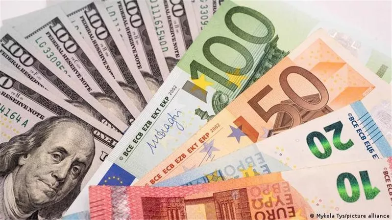 تحركات ختام التعاملات.. تباين أسعار اليورو مقابل الجنيه المصري اليوم الثلاثاء
