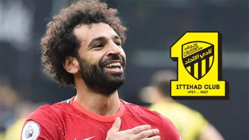 تطور مفاجئ.. محمد صلاح يوافق على الانتقال إلى اتحاد جدة السعودي