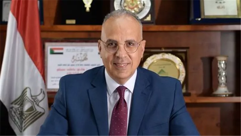  سويلم يتابع موقف منظومة الشكاوى وإجراءات حسمها بوزارة الموارد المائية والرى