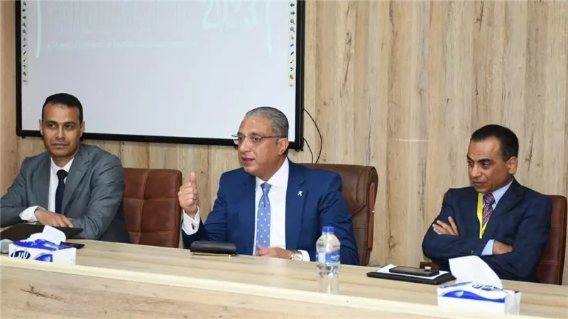 محافظ الفيوم يشهد انطلاق فعاليات المؤتمر الخامس لقسم القلب والأوعية الدموية