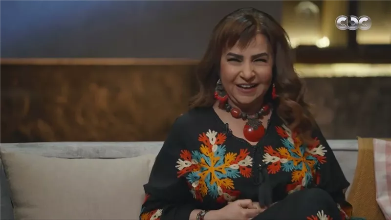 زوجة جمال عبد الناصر تبحث عن عمل: 
