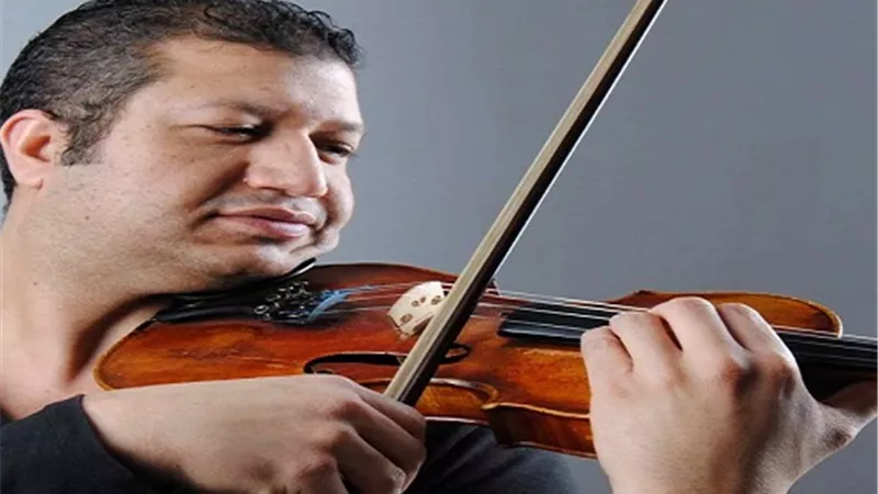 الموسيقار المصري محمود سرور يضع التأليف الموسيقي للحدث الأكبر جائزة 