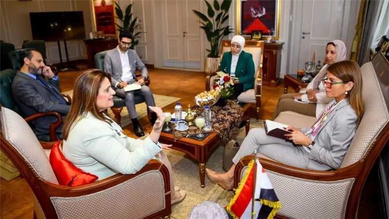 وزيرة الهجرة تستقبل المدير الاقليمي لليونسكو بالقاهرة والدول العربية لبحث التعاون المشترك 