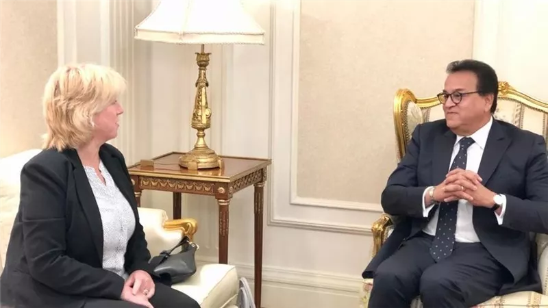 وزير الصحة يبحث التعاون بين المجلس الصحي المصري وشركة GMCSI البريطانية في مجال التعليم الطبي المهني 