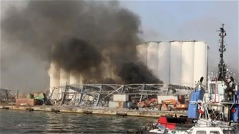 وزير النقل اللبناني: ميناء بيروت لن يبقى رهينة التجاذبات السياسية