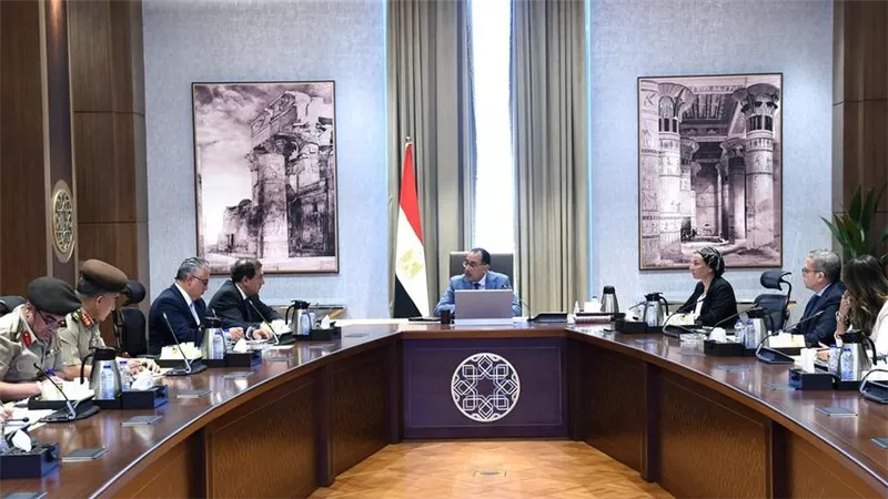 رئيس الوزراء يتابع مقترحات تطوير منطقة جنوب القاهرة التاريخية