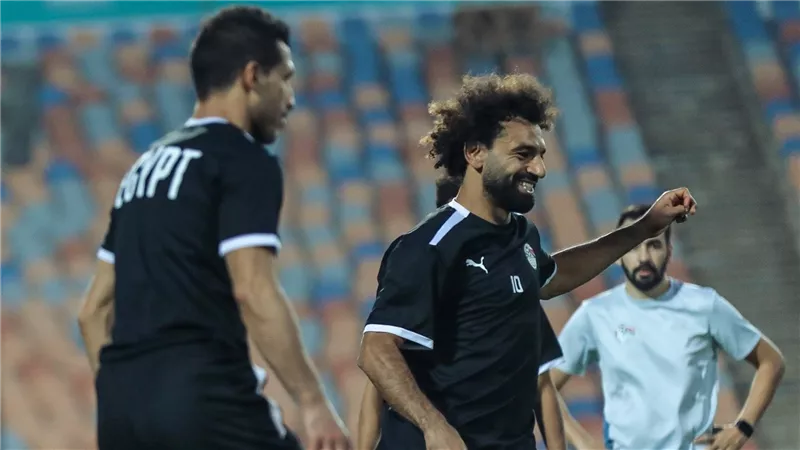 مفاجآت بالجملة.. محمد صلاح يقود تشكيل منتخب مصر أمام تونس