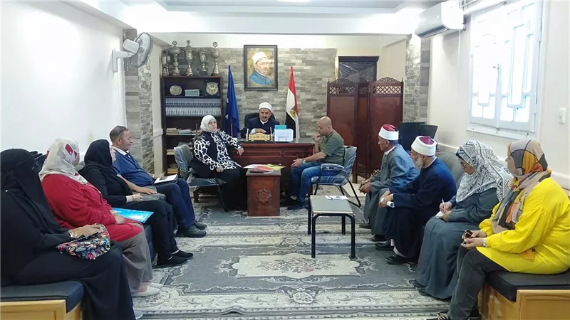 المنطقة الأزهرية بالسويس تبحث آخر الاستعدادات للعام الدراسي الجديد