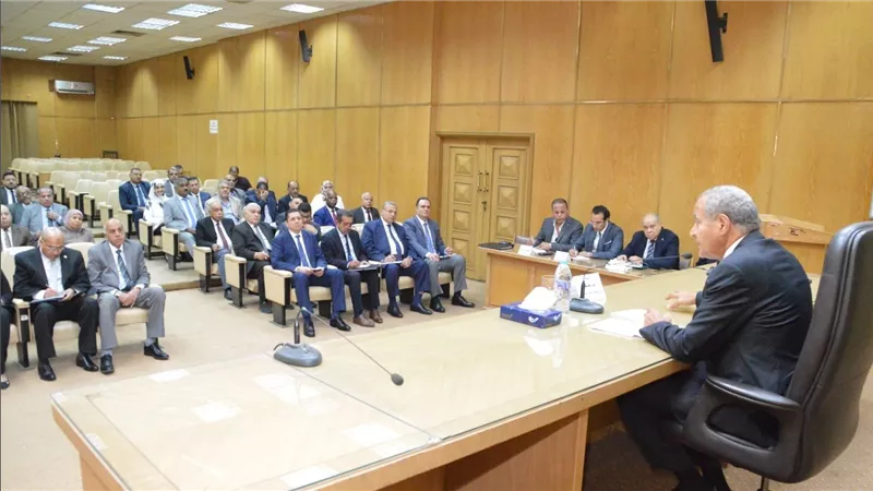 وزير التموين: نحن نعمل لرفع  مستوي الأداء فى المنظومة التموينية