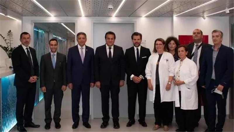 الدكتور خالد عبدالغفار يشهد توقيع بروتوكول تعاون بين وزارة الصحة ومجموعة أثينا للاستثمار