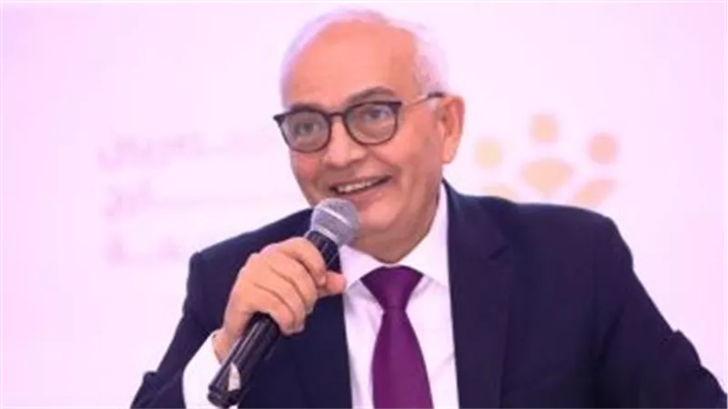 وزير التعليم يوجه بحسن استقبال الطلاب والاحتفال بهم فى أول يوم دراسة
