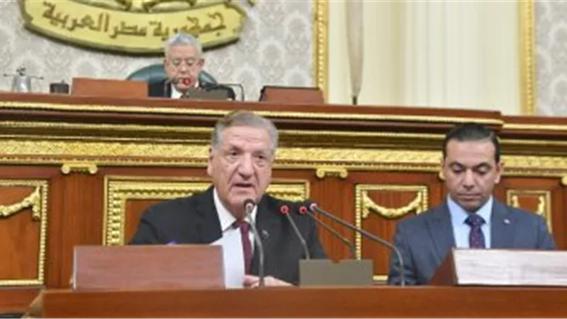 رئيس موازنة النواب: قرارات الرئيس السيسى تكلف الدولة أكثر من 75 مليار جنيه