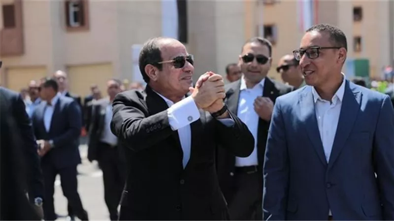 فنانون يهنئون السيسي بالفوز في الانتخابات.. نجلاء بدر: أنت خير من تولاها