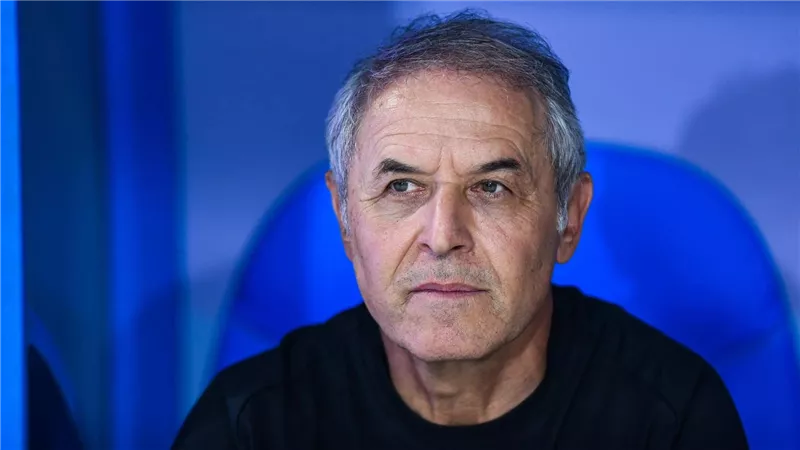 التعادل هنا يساوي الهزيمة.. كولر: والجماهير تحب الأهلي أكثر من أي شيء