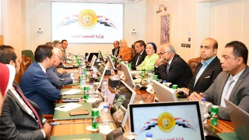 وزيرا التنمية المحلية والبيئة يتابعان مع محافظ بورسعيد تطوير منظومة إدارة المخلفات الصلبة بالمحافظة