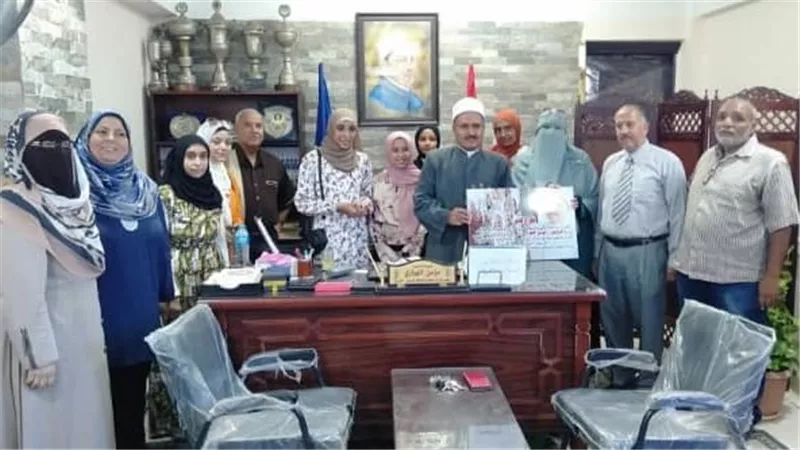 أزهر السويس يستقبل فريق برنامج التدريب الصيفي للغة الإنجليزية
