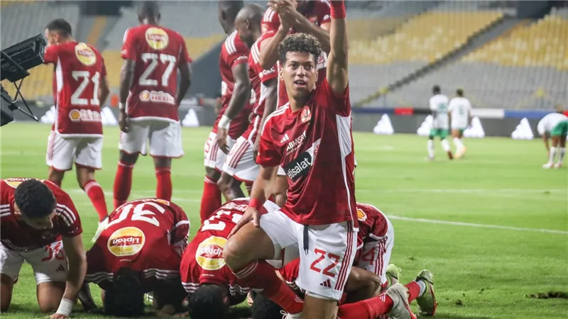 النسر الأحمر يلتهم الأخضر.. الأهلي يضرب المصري برباعية ويتصدر الدوري