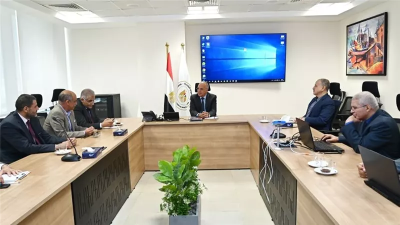  الدكتور سويلم يتابع أعمال تقييم المنشآت المائية والكبارى الواقعة على الترع والمصارف