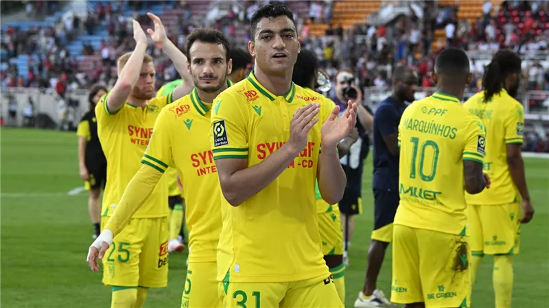 الدوري الفرنسي.. مصطفى محمد يقود هجوم نانت أمام لوريان