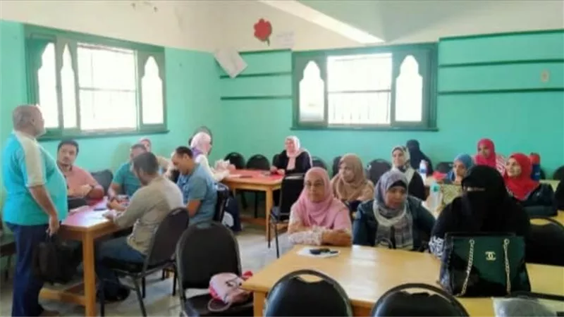 السويس الأزهرية تبدأ فعاليات البرنامج التدريبي لتنمية مهارات المعلمين  