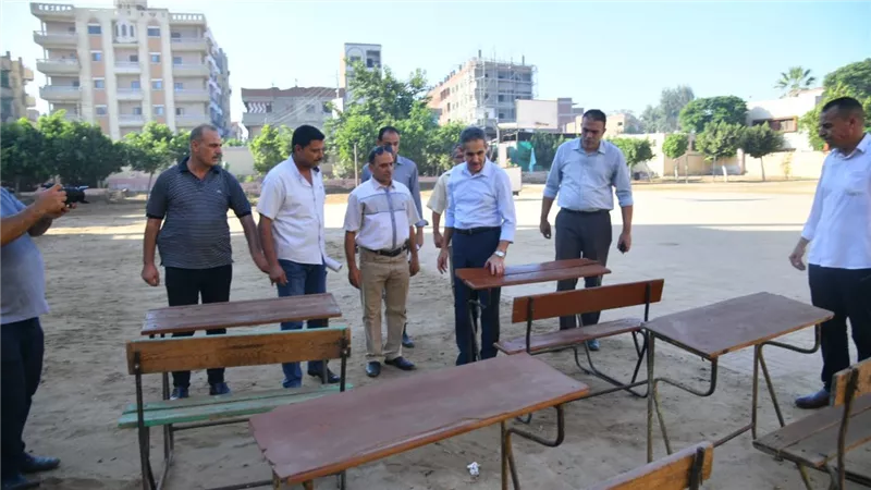 محافظ الغربية يتفقد 6 مدارس ببسيون للتأكد من جاهزيتها لاستقبال العام الدراسي الجديد