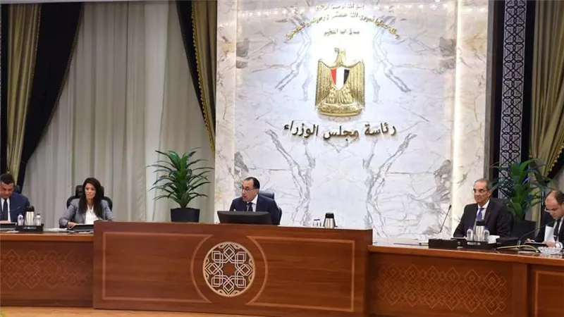 رئيس الوزراء يترأس اجتماع مجلس إدارة جهاز تنمية المشروعات المتوسطة والصغيرة 