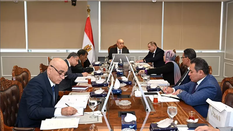 وزير الإسكان يترأس اجتماع مجلس إدارة الهيئة العامة للتنمية السياحية بمقر الوزارة بالعاصمة الإدارية الجديدة