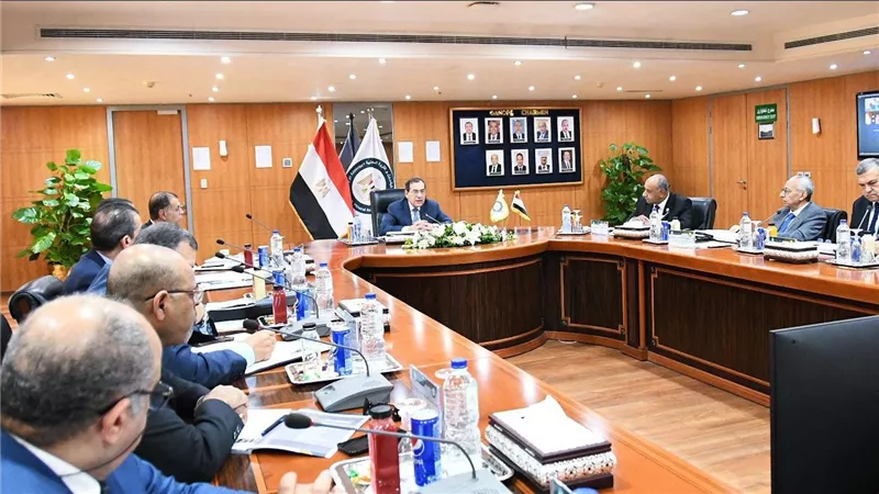 وزير البترول: نتوسع فى الغاز الطبيعى بالصعيد لتحقيق مردود يلمسه المواطن