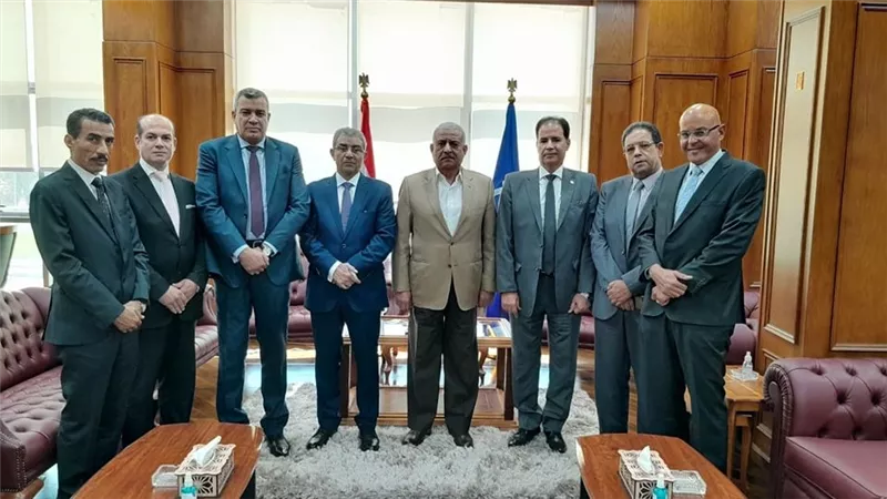 محافظ السويس يستقبل وفد قطاع هيئة قضايا الدولة لقطاع القناة
