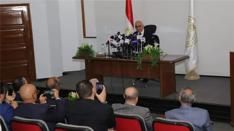 وزير التربية والتعليم يعقد مؤتمرا صحفيا لاستعراض استعدادات العام الدراسى الجديد 