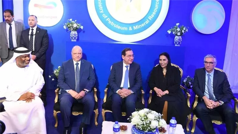 وزير البترول يتفقد اولي محطات خدمة وتموين السيارات بالوقود لشركة أدنوك الإماراتية في مصر