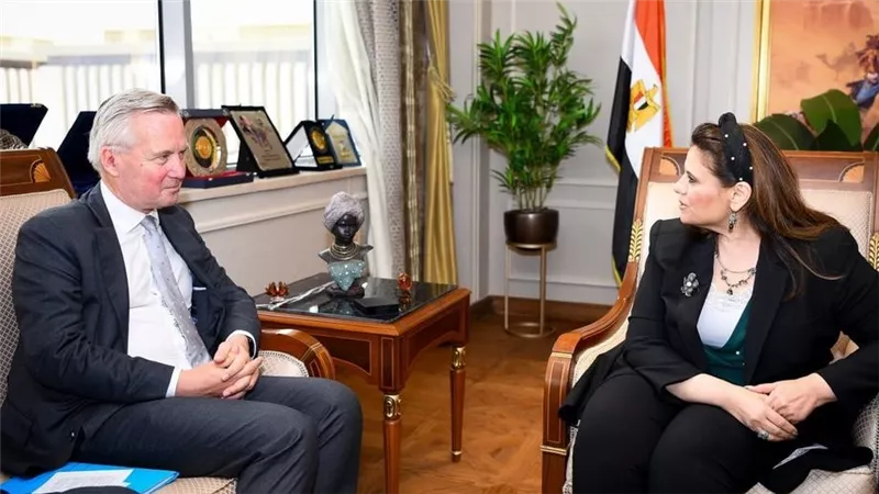 وزيرة الهجرة تستقبل وزير الهجرة الهولندي والوفد المرافق له لتعزيز التعاون في الهجرة وتأهيل الشباب 