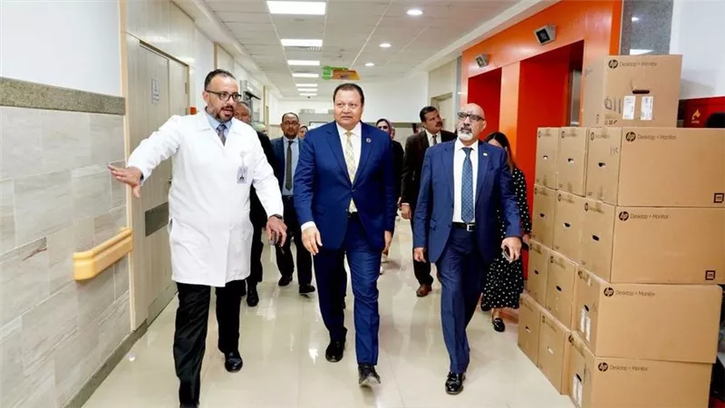 رئيس هيئة الاعتماد والرقابة الصحية يُشيد بجاهزية مستشفى العاصمة الإدارية الجديدة