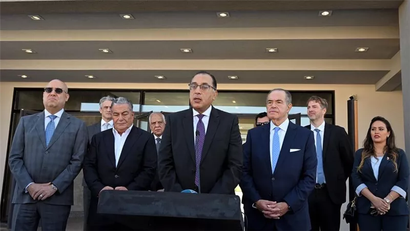 رئيس الوزراء: المدينة قيمة مضافة في قلب الصحراء المصرية من خلال مشروعات تضم جميع الخدمات المطلوبة 