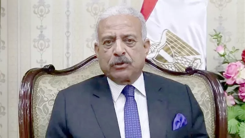 محافظ السويس يستقبل أعضاء مجلسي الشيوخ و النواب
