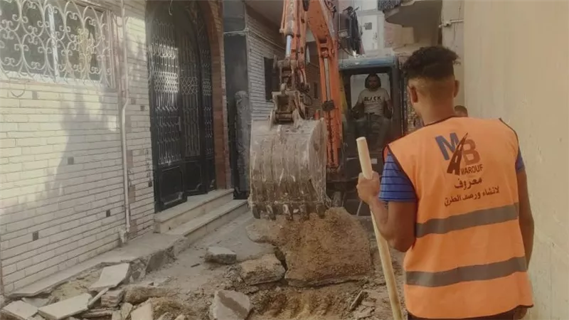 محافظ الإسكندرية: بدء أعمال رصف عدد من الشوارع الفرعية والرئيسية بمنطقة المعمورة البلد