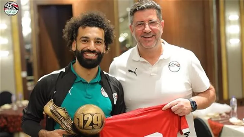  قبل مواجهة زامبيا.. أرقام محمد صلاح مع منتخب مصر تحت قيادة فيتوريا
