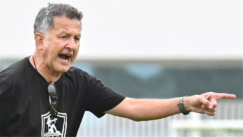 قبل مواجهة سموحة.. دش ساخن من أوسوريو للاعبي الزمالك بملعب الترسانة