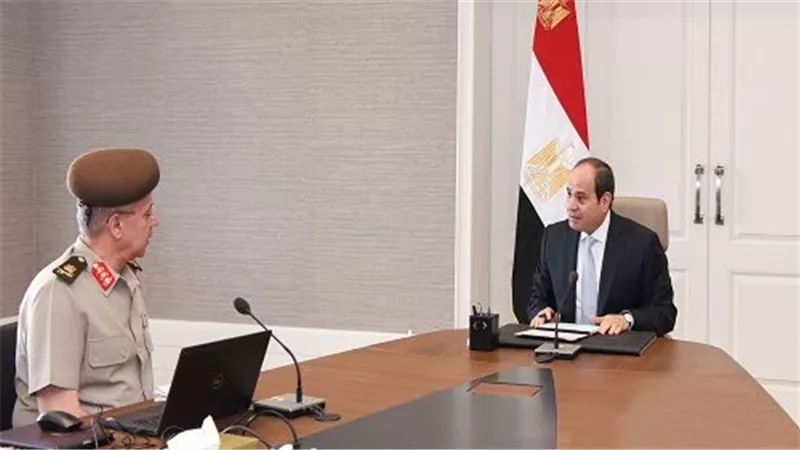 الرئيس السيسي يتابع مع رئيس الهيئة الهندسية تنفيذ عدد من المشروعات القومية