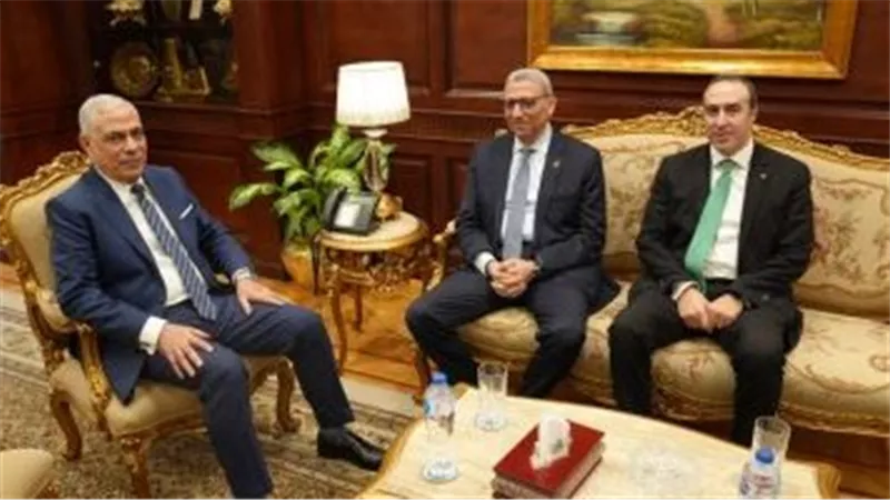 النائب العام يستقبل وكيل أول مجلس النواب وأمين عام المجلس