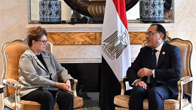 رئيس الوزراء يلتقي رئيسة بنك التنمية الجديد التابع لتجمع 