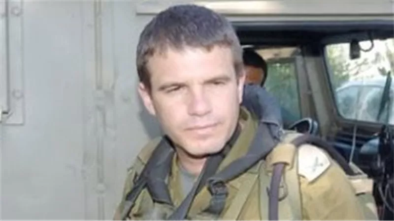 نتنياهو يعين غال هيرش مسؤولا عن ملف الأسرى المحتجزين لدى الفصائل الفلسطينية