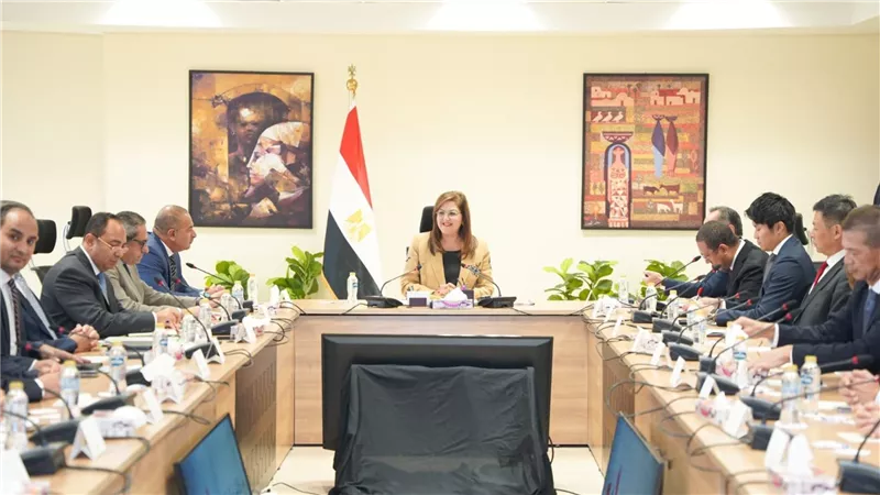 وزيرة التخطيط  تستعرض فرص الاستثمار في مصر أمام وفد من المستثمرين اليابانيين