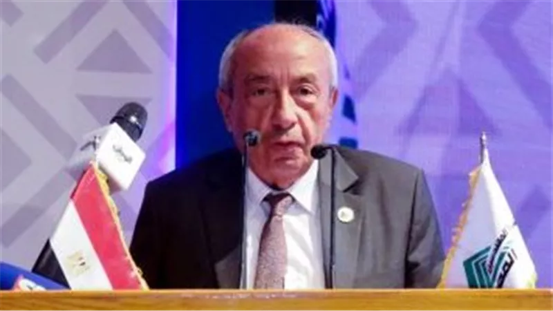 نقيب المهندسين يقترح تجهيز قافلة معونات للنقابات المهنية لدعم الفلسطينين
