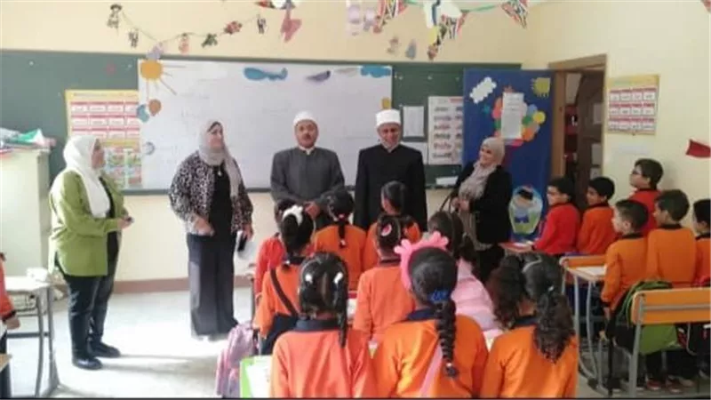 السويس الأزهرية تستقبل وكيل قطاع المعاهد والوفد المرافق له